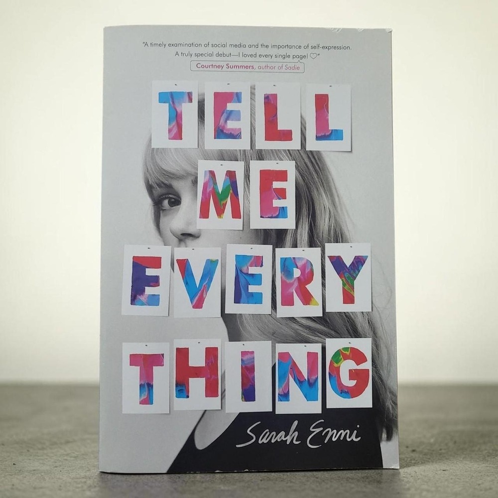 Book Paperback - Tell Me Everything by Sarah Enni
